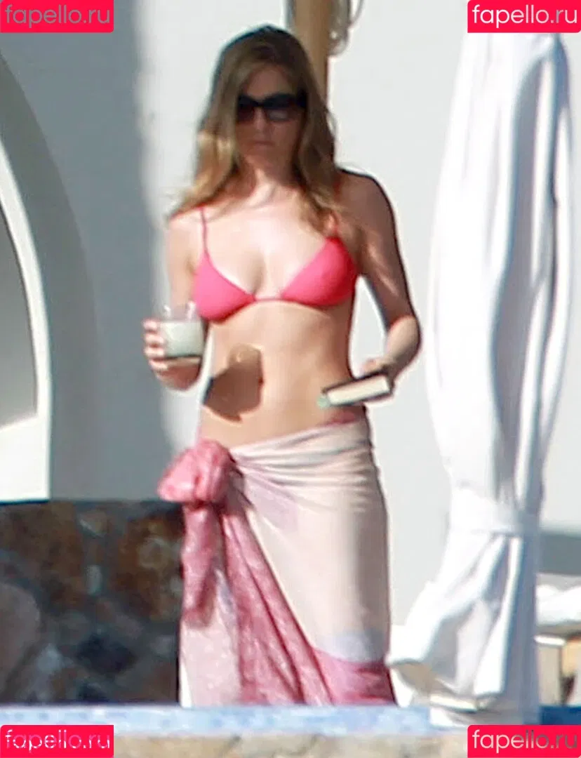 Jennifer Aniston / jenniferaniston Onlyfans Photo Gallery 
