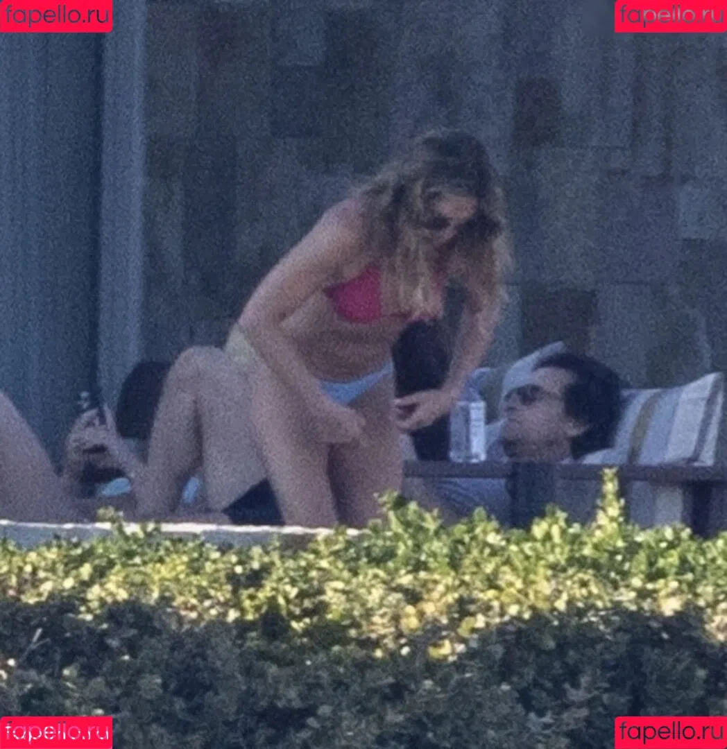 Jennifer Aniston / jenniferaniston Onlyfans Photo Gallery 