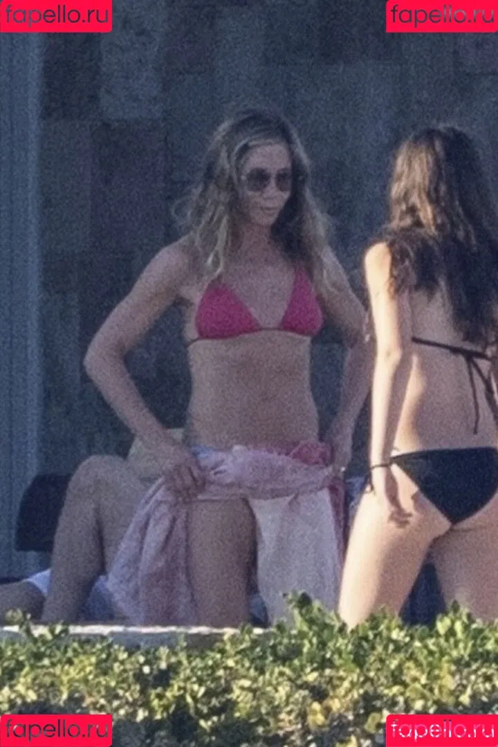 Jennifer Aniston / jenniferaniston Onlyfans Photo Gallery 
