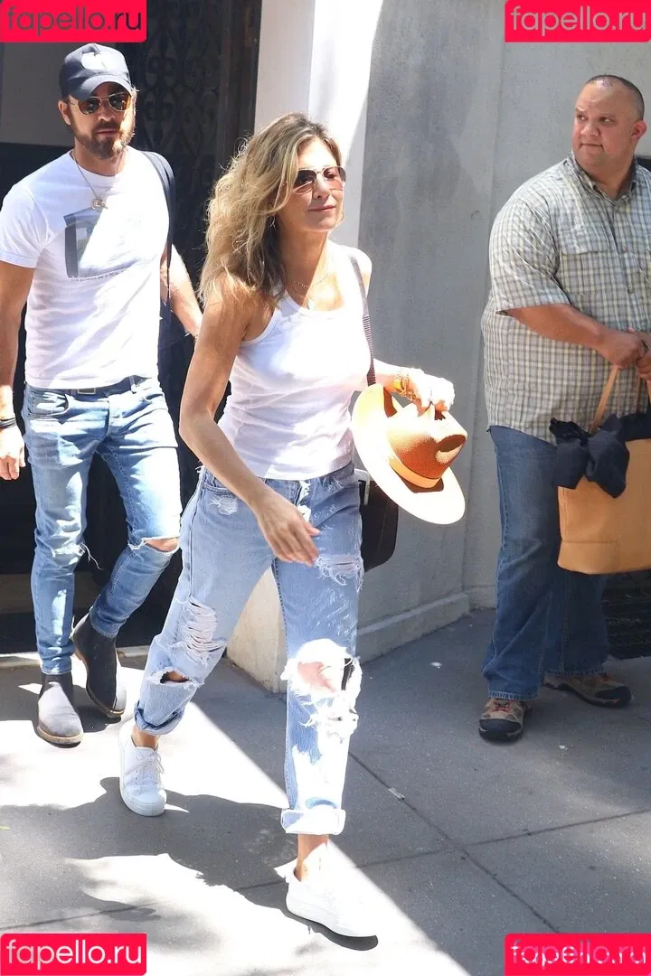 Jennifer Aniston / jenniferaniston Onlyfans Photo Gallery 