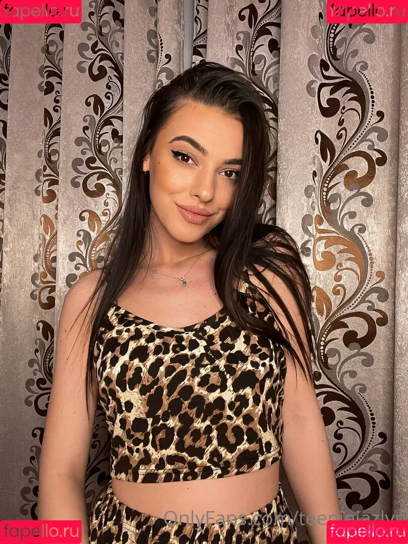 sweetiefineasf / sweetiefreshman Onlyfans Photo Gallery 