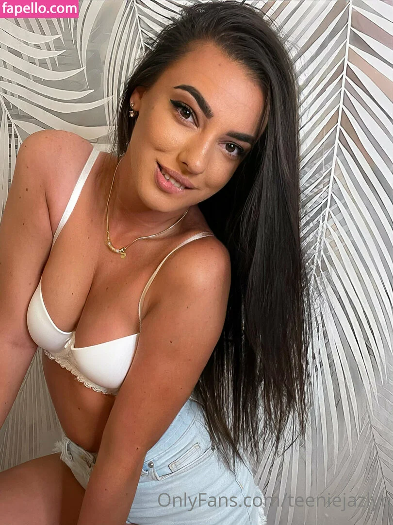 sweetiefineasf / sweetiefreshman Onlyfans Photo Gallery 