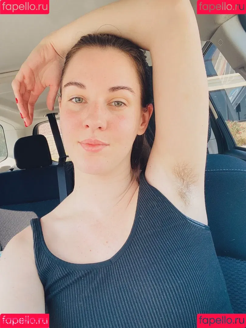 Hairy Women / HairyFairy420 / ig_naturals / pearlygirly06 Onlyfans Photo Gallery 