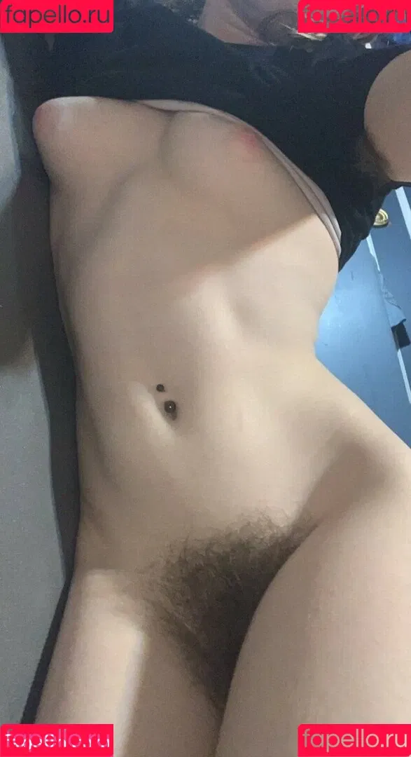 Hairy Women / HairyFairy420 / ig_naturals / pearlygirly06 Onlyfans Photo Gallery 