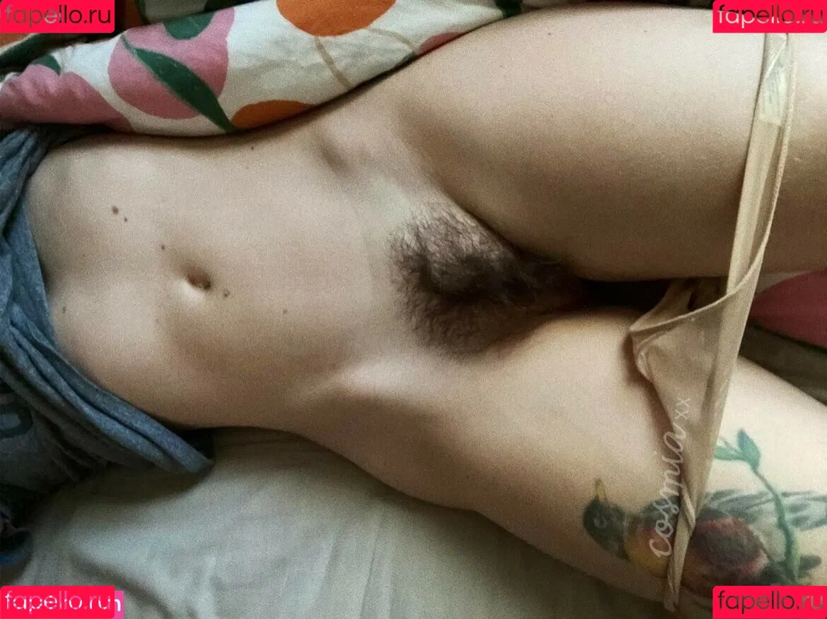 Hairy Women / HairyFairy420 / ig_naturals / pearlygirly06 Onlyfans Photo Gallery 