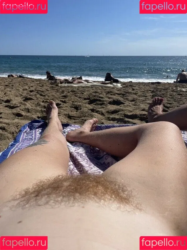 Hairy Women / HairyFairy420 / ig_naturals / pearlygirly06 Onlyfans Photo Gallery 