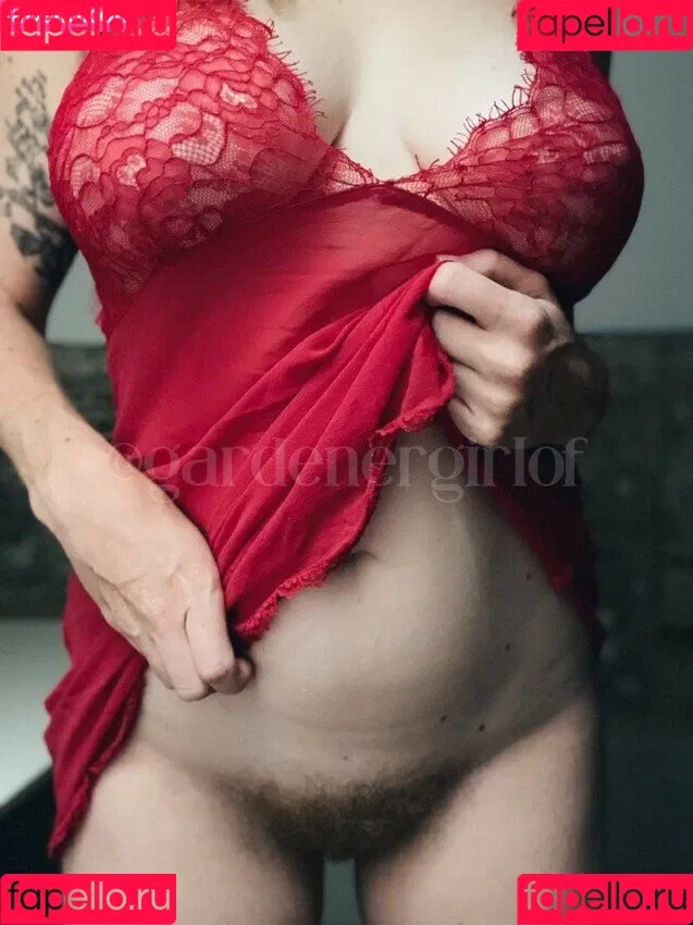 Hairy Women / HairyFairy420 / ig_naturals / pearlygirly06 Onlyfans Photo Gallery 