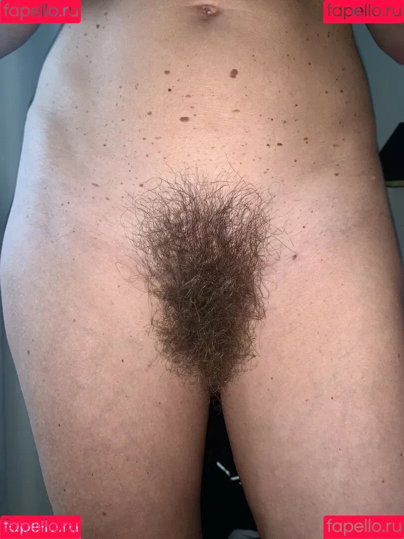 Hairy Women / HairyFairy420 / ig_naturals / pearlygirly06 Onlyfans Photo Gallery 