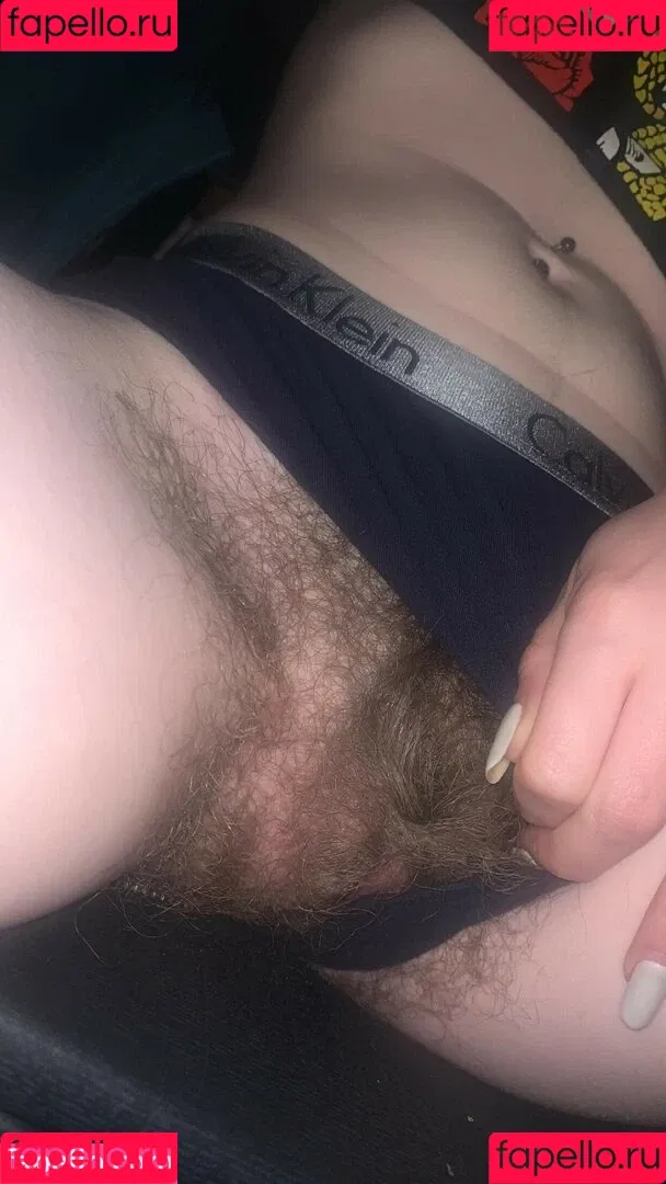 Hairy Women / HairyFairy420 / ig_naturals / pearlygirly06 Onlyfans Photo Gallery 
