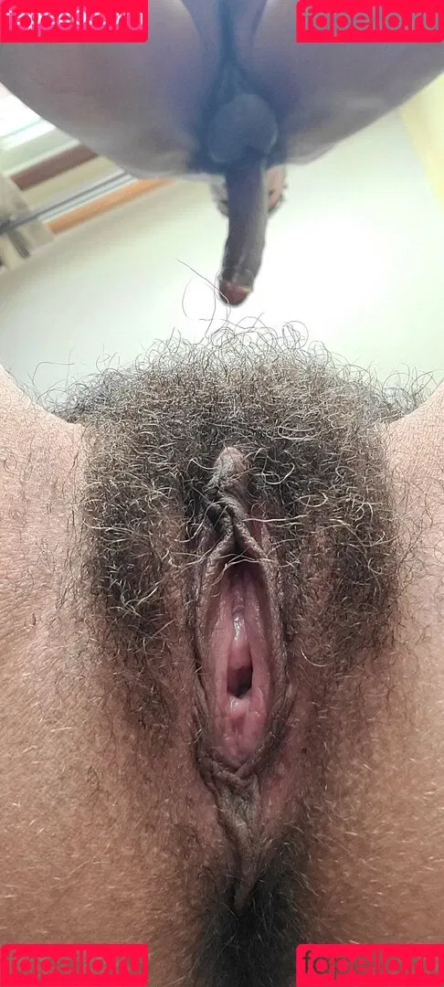 Hairy Women / HairyFairy420 / ig_naturals / pearlygirly06 Onlyfans Photo Gallery 