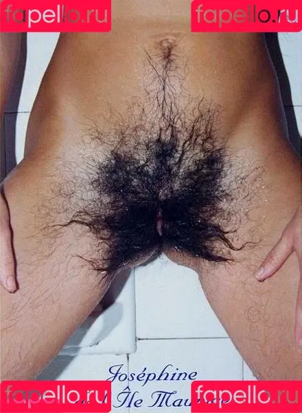 Hairy Women / HairyFairy420 / ig_naturals / pearlygirly06 Onlyfans Photo Gallery 