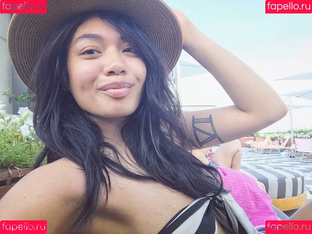 Reyna Morena / enlightenedbimbo / morenareyna Onlyfans Photo Gallery 