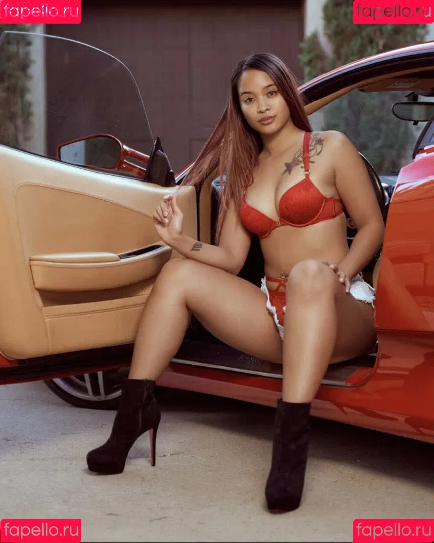 Regina_Unite / reginaunite_fit Onlyfans Photo Gallery 