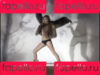 Kate Moss / kateamoss / katemossagency Onlyfans Photo Gallery 