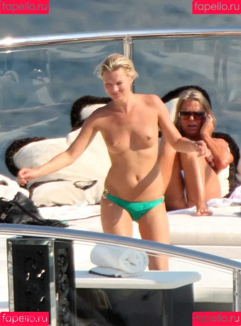 Kate Moss / kateamoss / katemossagency Onlyfans Photo Gallery 