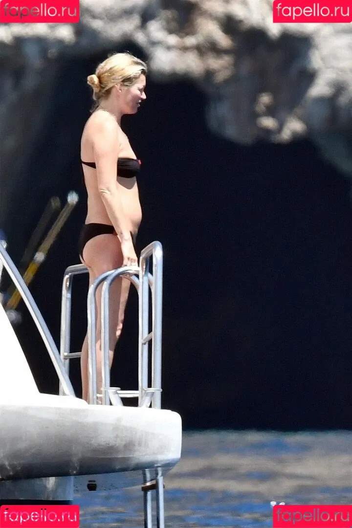 Kate Moss / kateamoss / katemossagency Onlyfans Photo Gallery 