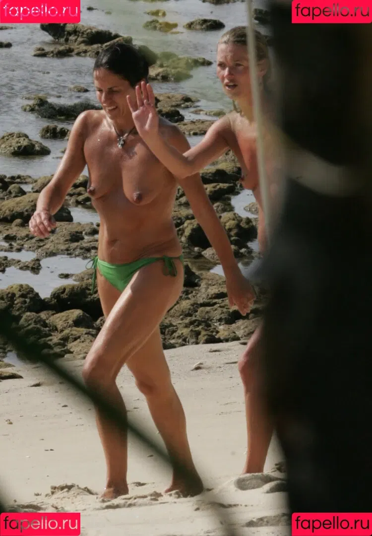 Kate Moss / kateamoss / katemossagency Onlyfans Photo Gallery 