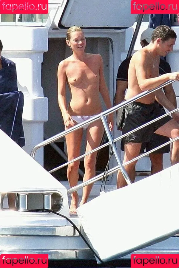 Kate Moss / kateamoss / katemossagency Onlyfans Photo Gallery 