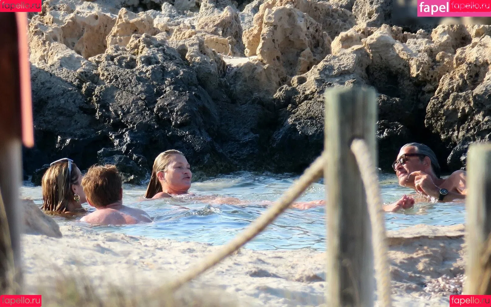 Kate Moss / kateamoss / katemossagency Onlyfans Photo Gallery 