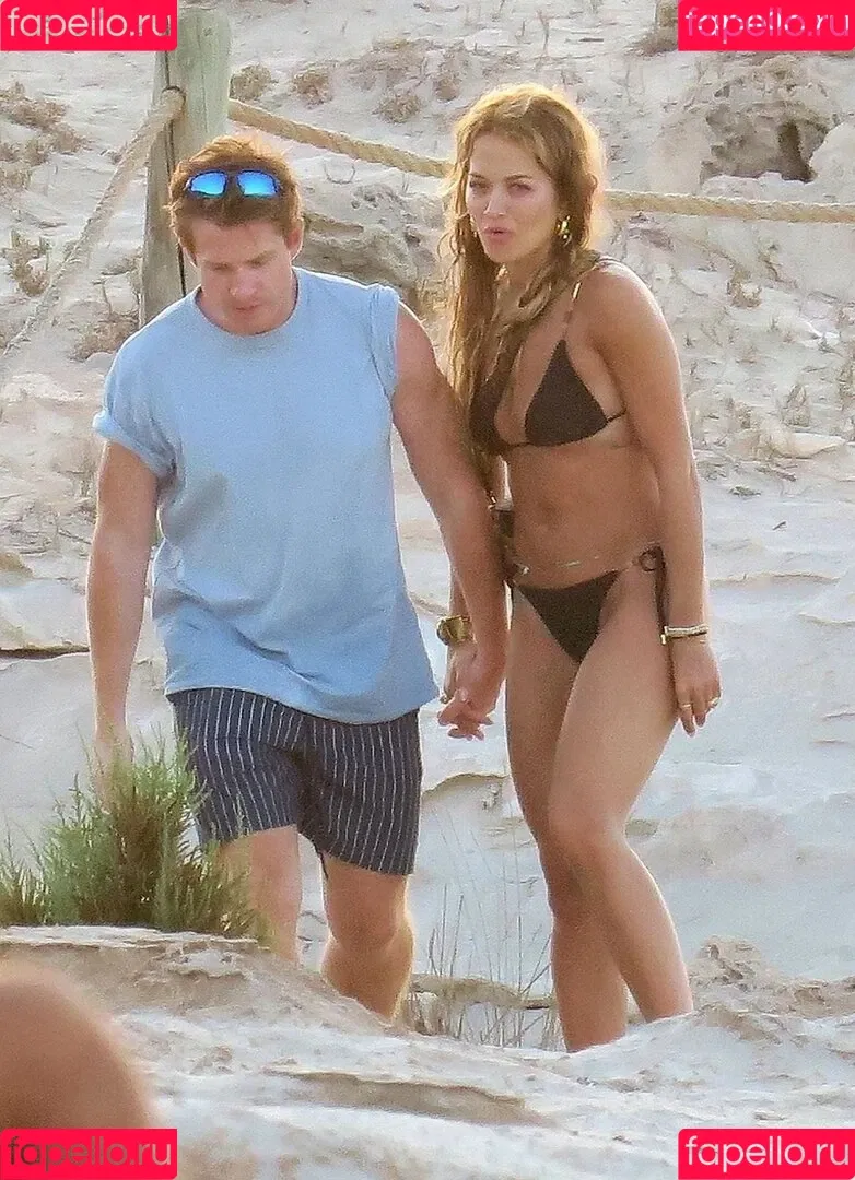 Kate Moss / kateamoss / katemossagency Onlyfans Photo Gallery 