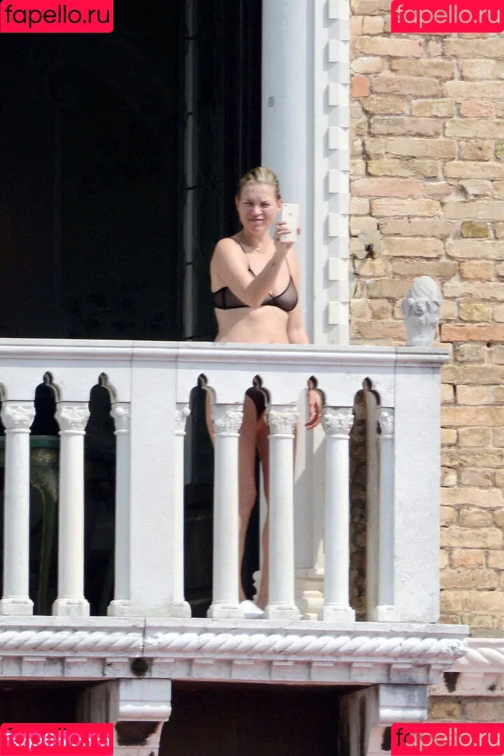 Kate Moss / kateamoss / katemossagency Onlyfans Photo Gallery 