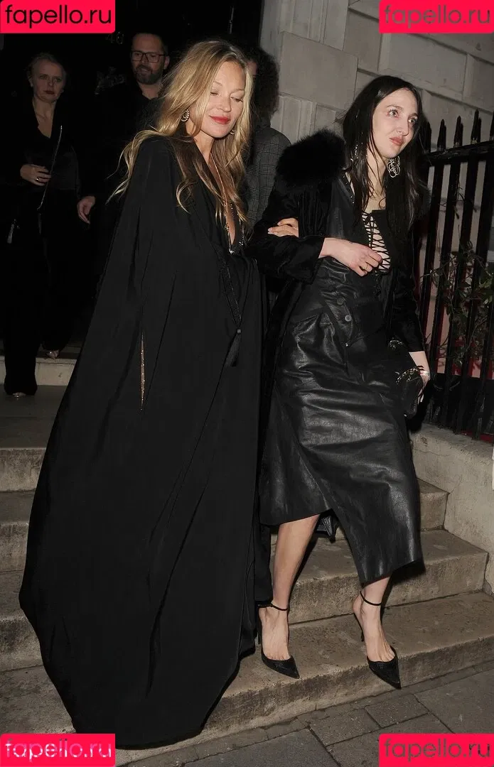 Kate Moss / kateamoss / katemossagency Onlyfans Photo Gallery 