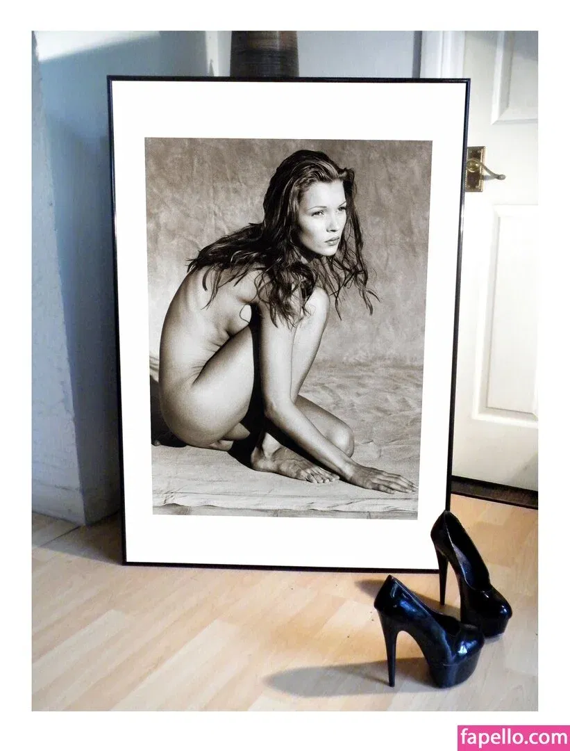 Kate Moss / kateamoss / katemossagency Onlyfans Photo Gallery 