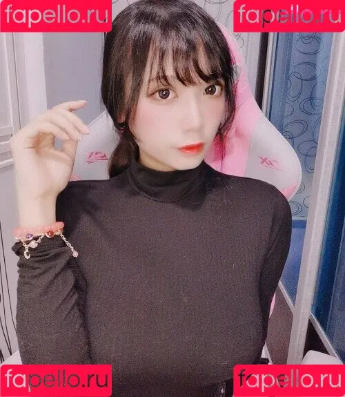 momo520xoxo / momoko.xoxo / momokoxoxo / momoxoxo0v0 Onlyfans Photo Gallery 