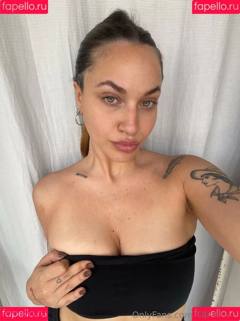 haileyava / haileypresley_1 Onlyfans Photo Gallery 