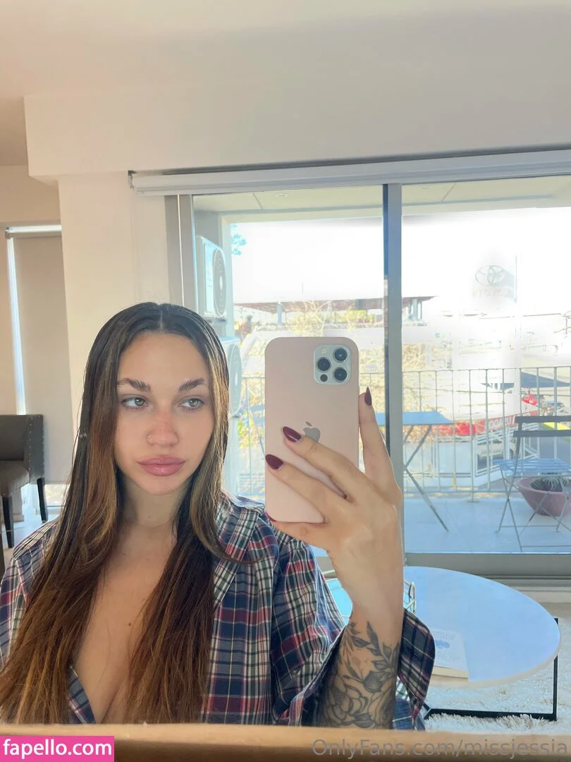 haileyava / haileypresley_1 Onlyfans Photo Gallery 