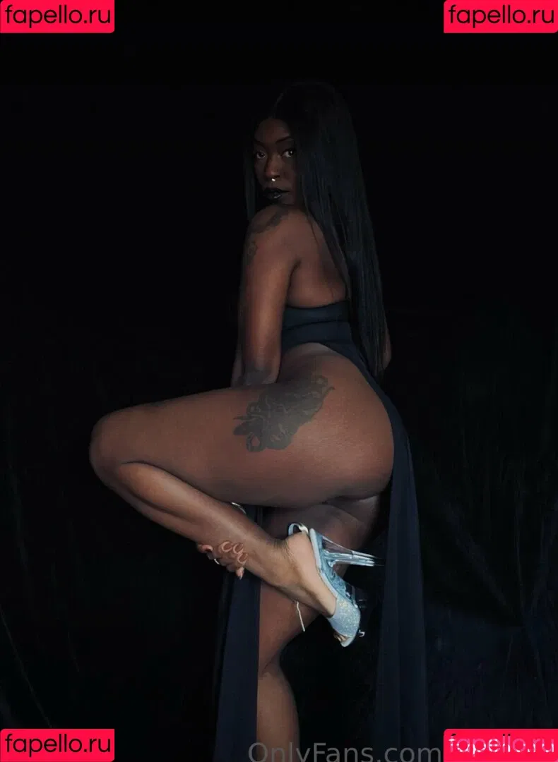 Deebott / deebot / deebottart Onlyfans Photo Gallery 