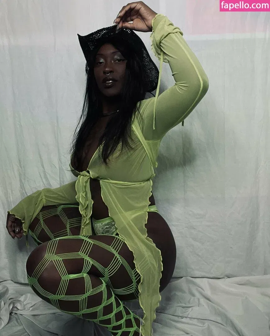 Deebott / deebot / deebottart Onlyfans Photo Gallery 