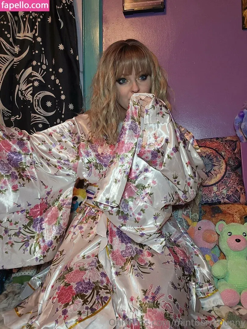 mintandbirch / mintberrybunny Onlyfans Photo Gallery 