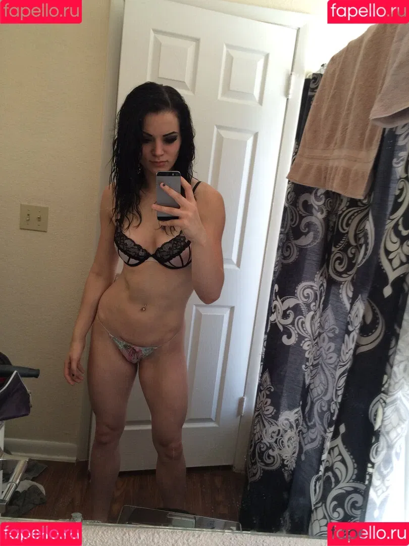 Saraya Jade Bevis / Saraya-Jade Bevis Onlyfans Photo Gallery 