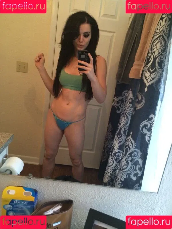 Saraya Jade Bevis / Saraya-Jade Bevis Onlyfans Photo Gallery 