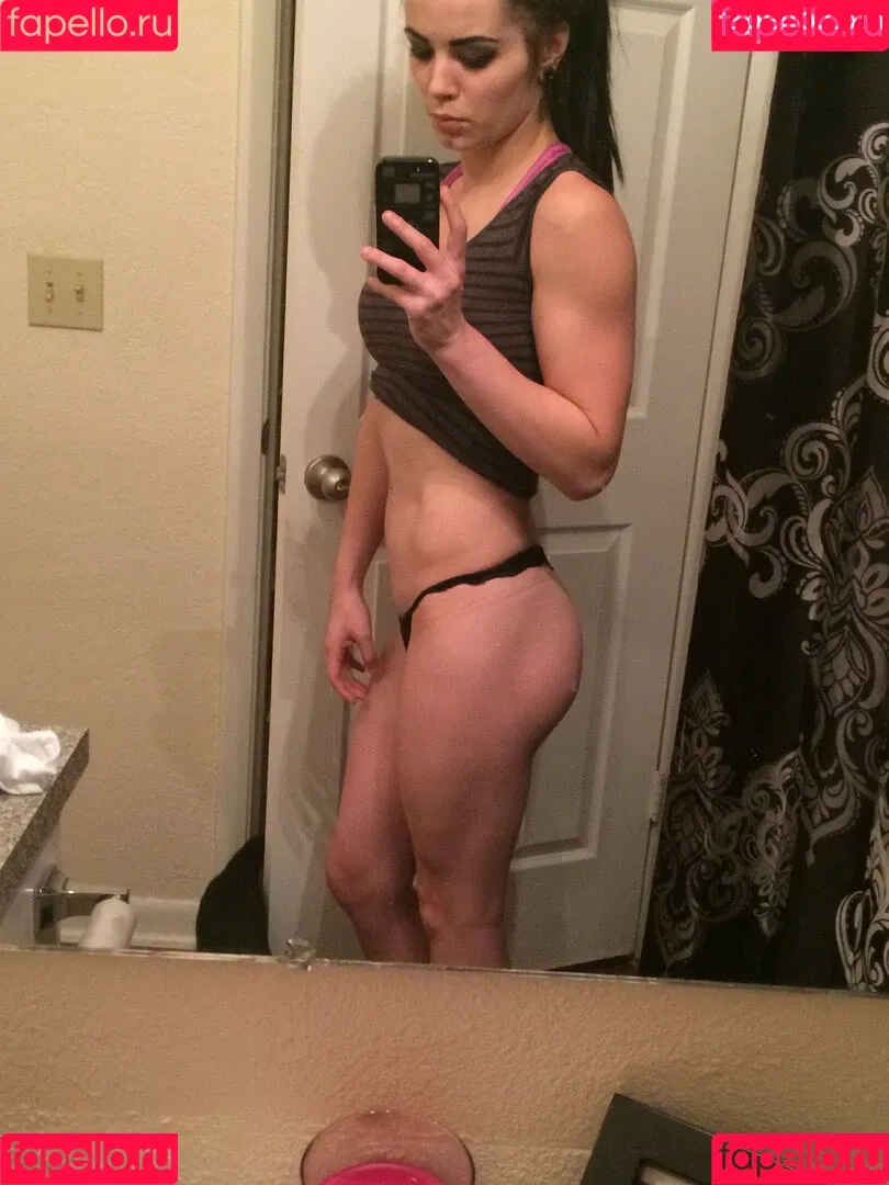 Saraya Jade Bevis / Saraya-Jade Bevis Onlyfans Photo Gallery 