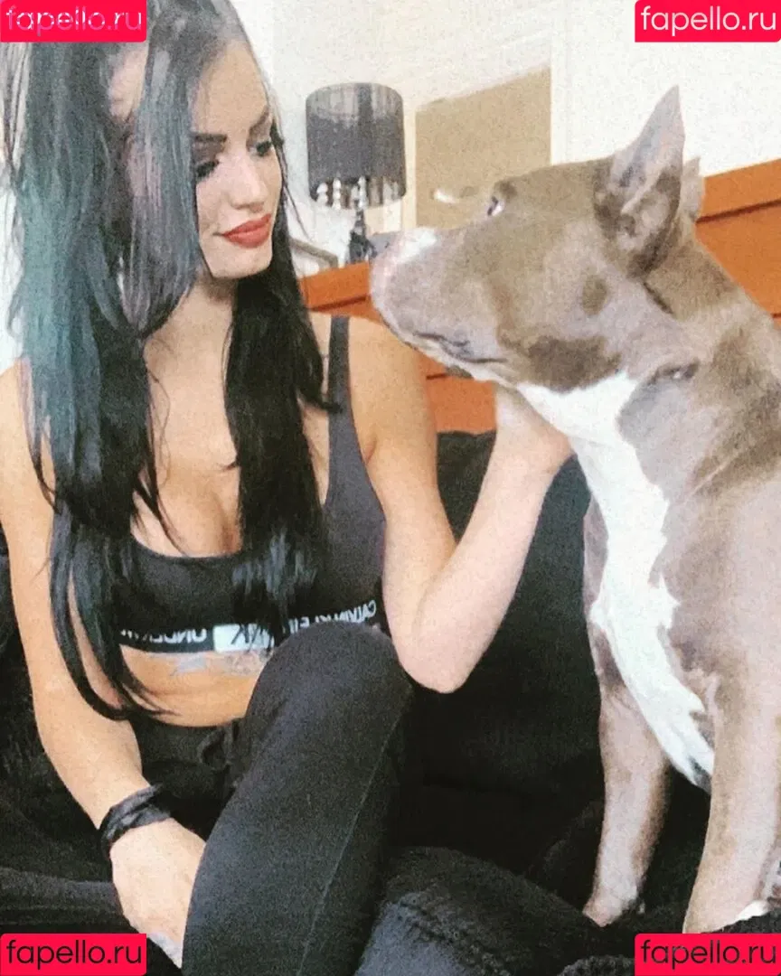 Saraya Jade Bevis / Saraya-Jade Bevis Onlyfans Photo Gallery 