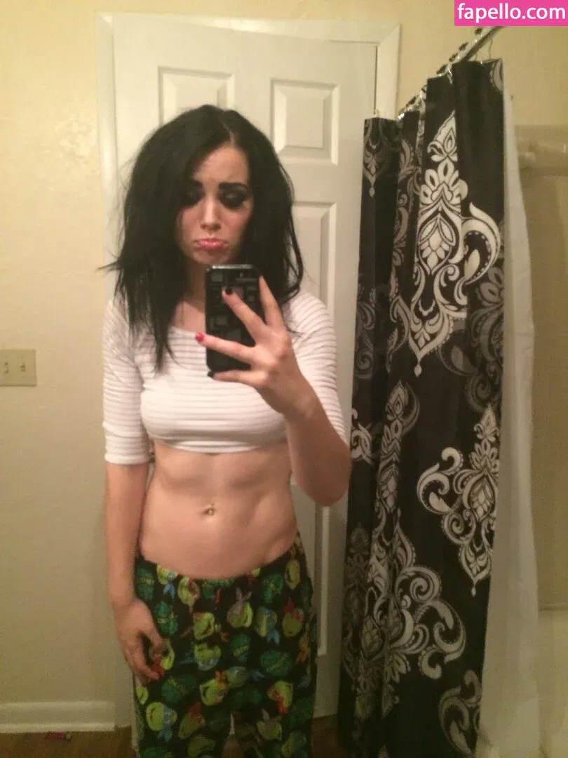 Saraya Jade Bevis / Saraya-Jade Bevis Onlyfans Photo Gallery 