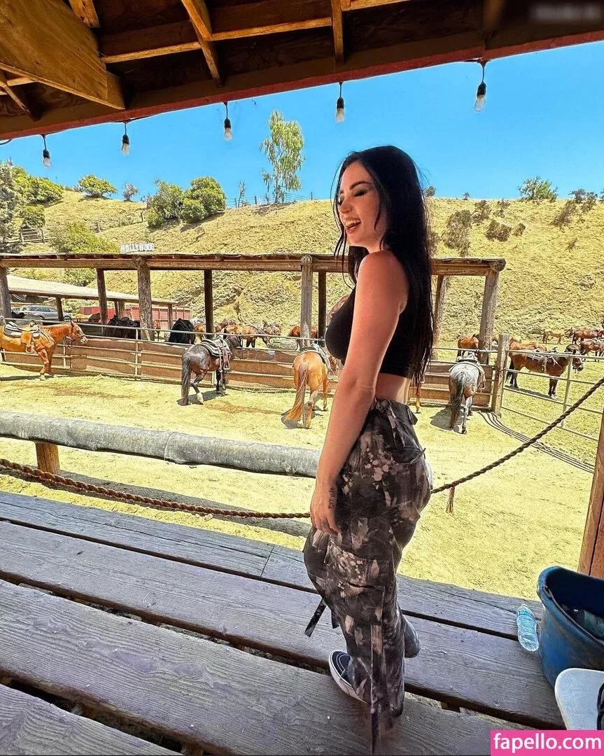 Saraya Jade Bevis / Saraya-Jade Bevis Onlyfans Photo Gallery 