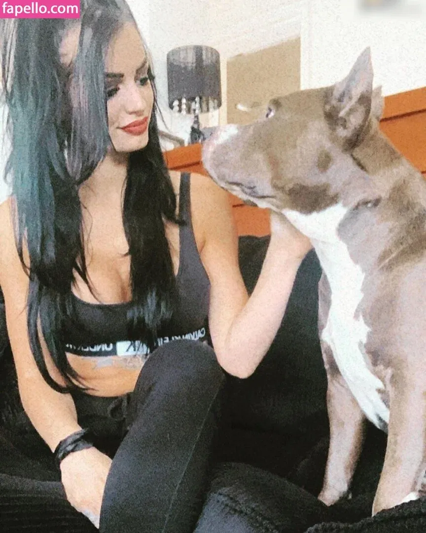 Saraya Jade Bevis / Saraya-Jade Bevis Onlyfans Photo Gallery 