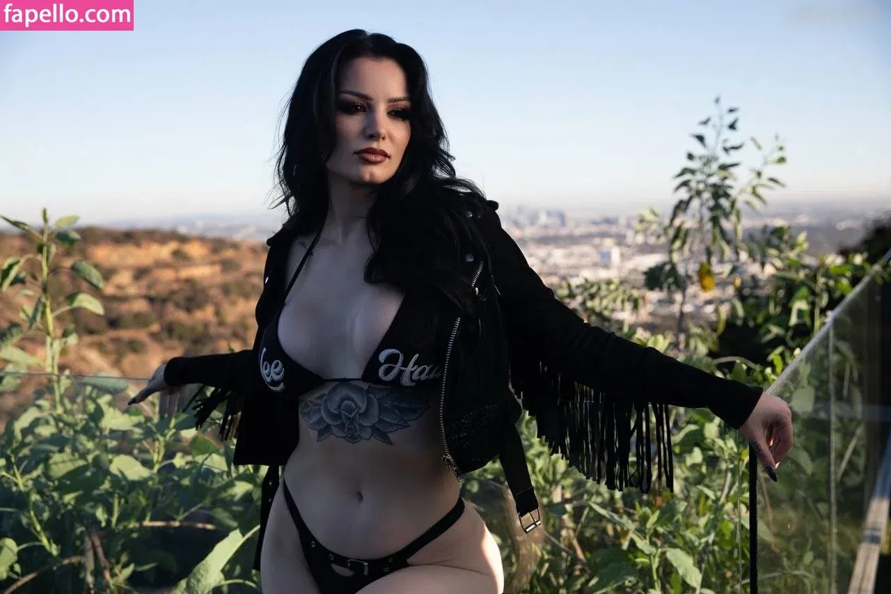 Saraya Jade Bevis / Saraya-Jade Bevis Onlyfans Photo Gallery 