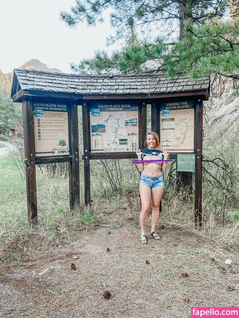 lee.loo.luv / leeloo_luv Onlyfans Photo Gallery 