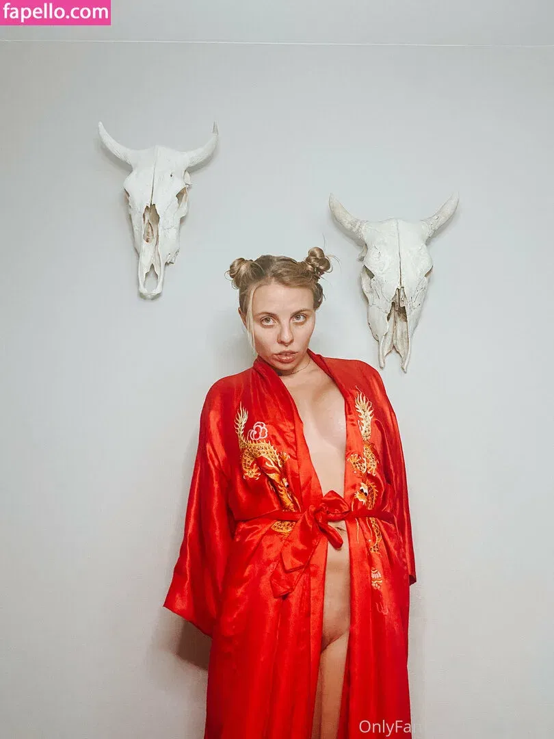 lee.loo.luv / leeloo_luv Onlyfans Photo Gallery 