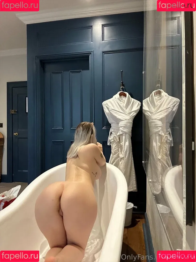 Vikkzy Onlyfans Photo Gallery 