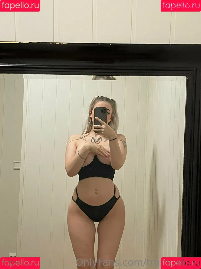 Vikkzy Onlyfans Photo Gallery 