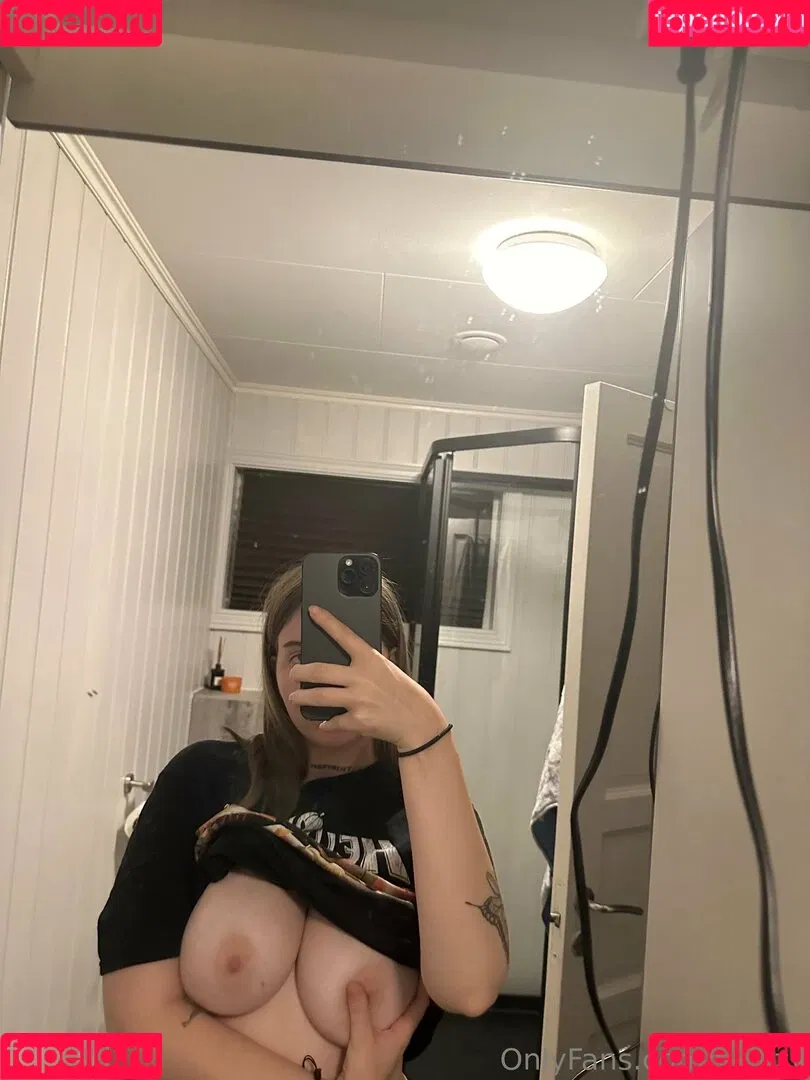 Vikkzy Onlyfans Photo Gallery 