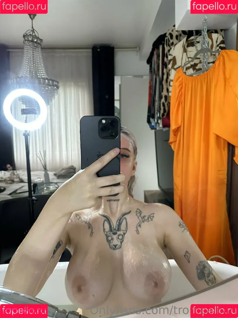 Vikkzy Onlyfans Photo Gallery 