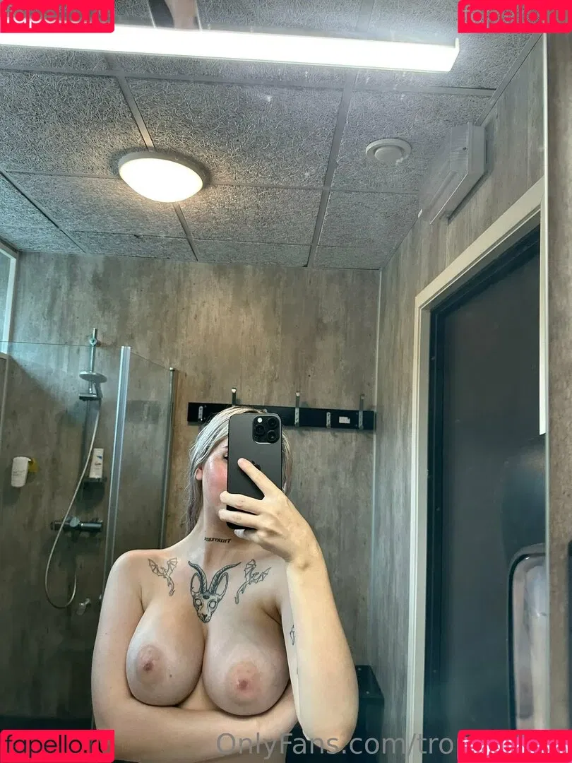 Vikkzy Onlyfans Photo Gallery 