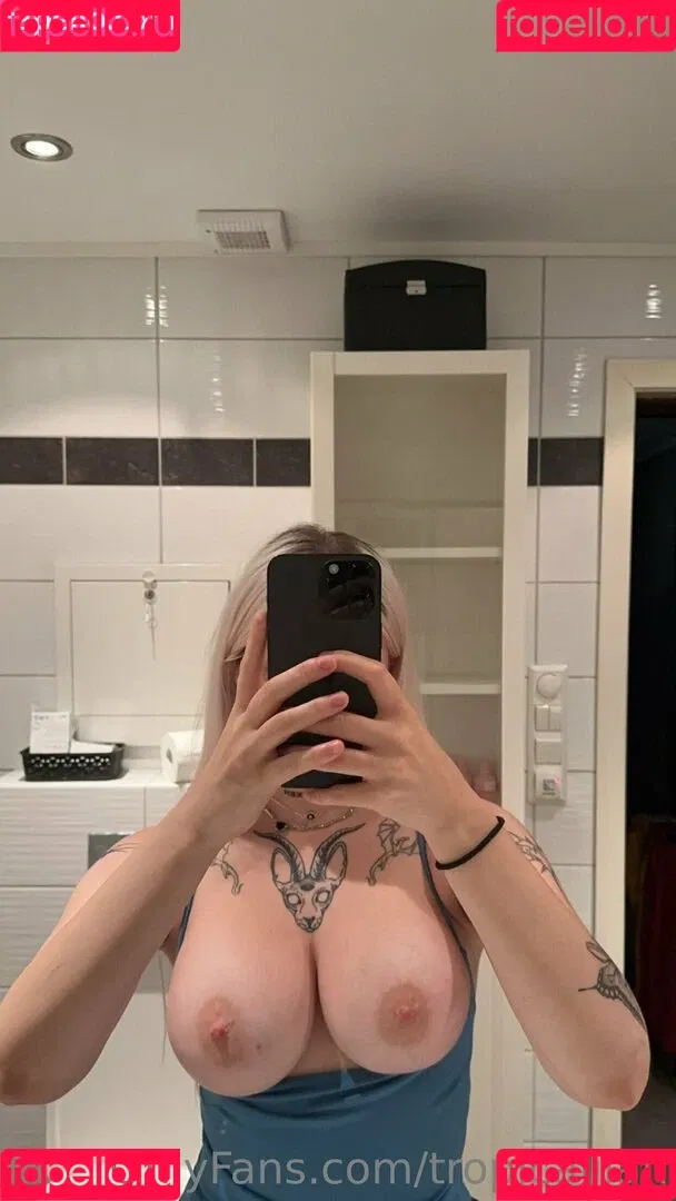 Vikkzy Onlyfans Photo Gallery 