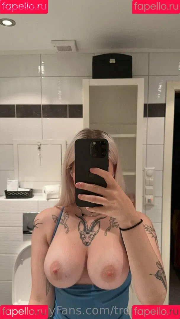 Vikkzy Onlyfans Photo Gallery 